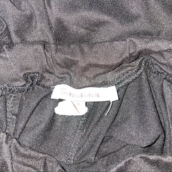 💋Bundle 4 items for $20. Add items💋 to a bundle - Picture 6 of 6